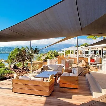 La Casadelmar Hotel 5*